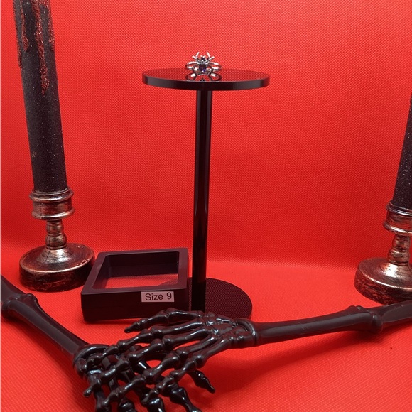 Silver Spider Ring Size 9 - Picture 1 of 5